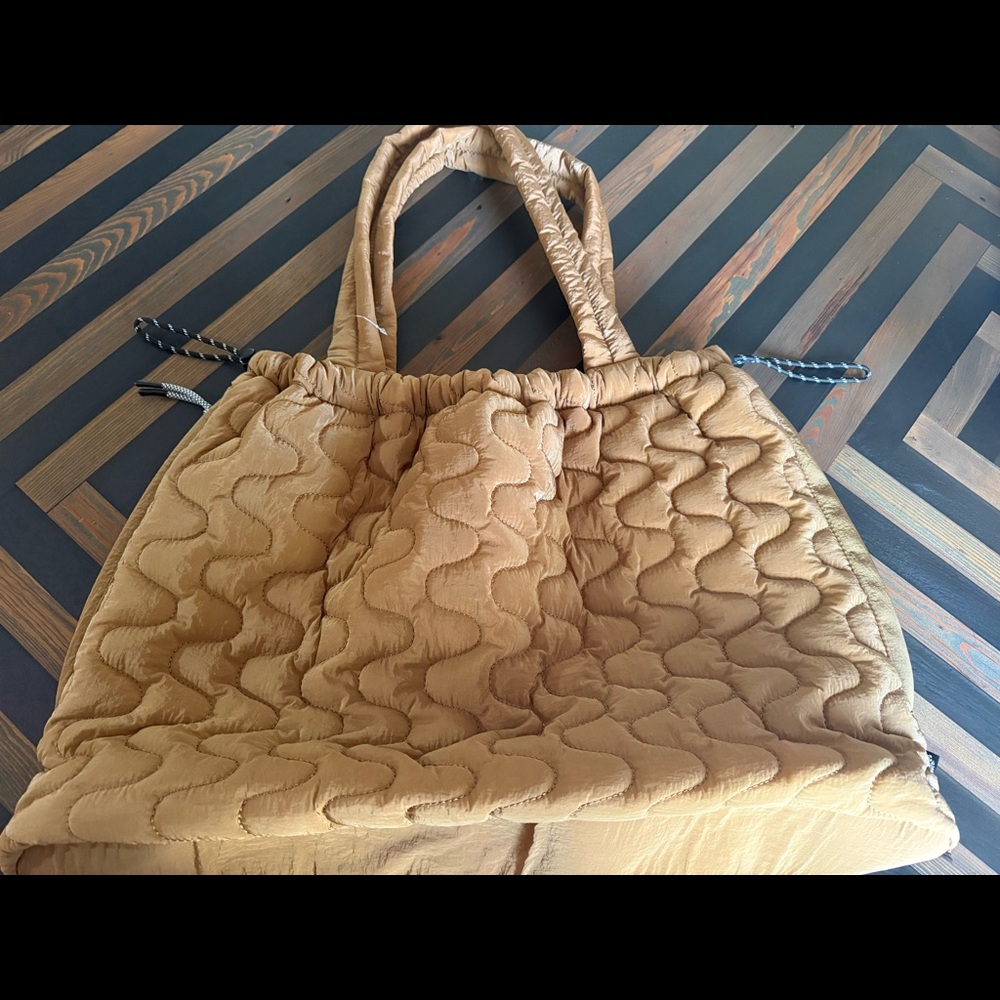 FP Movement Women’s Cloud 9 Tote in Saddle